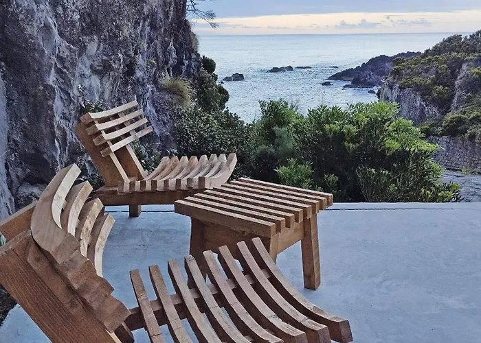 Casa Dos Botes * Santa Cruz das Flores